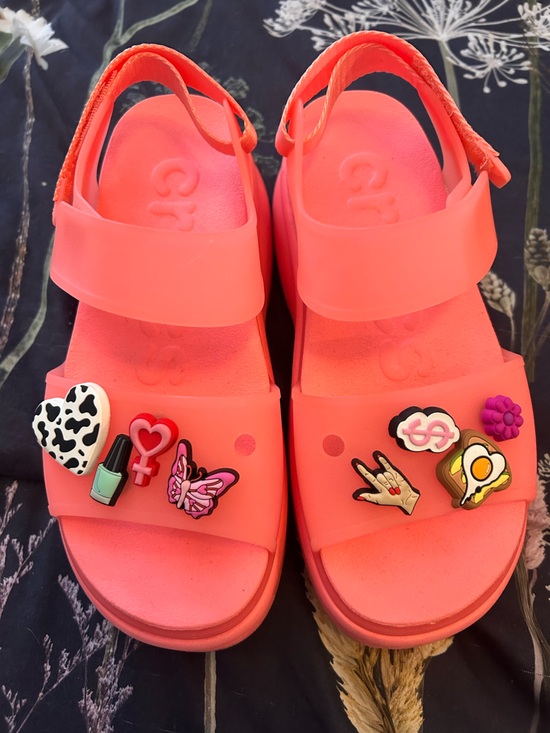 CROCS Shoes - Crocs Soho Y Strap Sandal in Coral Pink and with Jibbitz